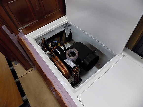 Dometic heat and aid conditioning unit
